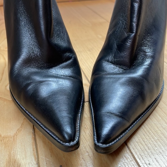 Barbara Boccaccini lambskin booties. Need Heel Rubbers Replaced. - Picture 2 of 8